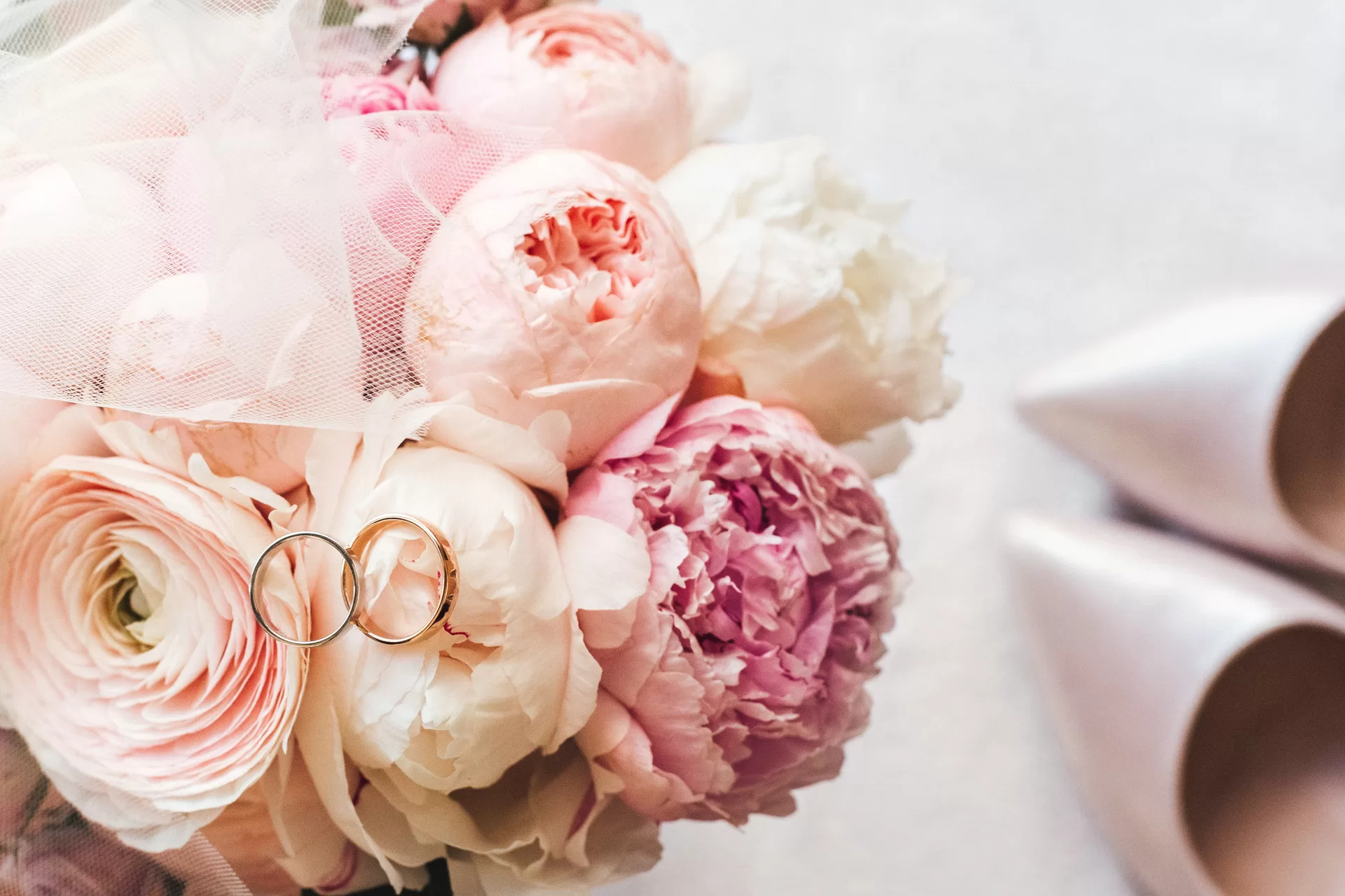 Factors to Take into Account When Selecting Your Wedding Colors
