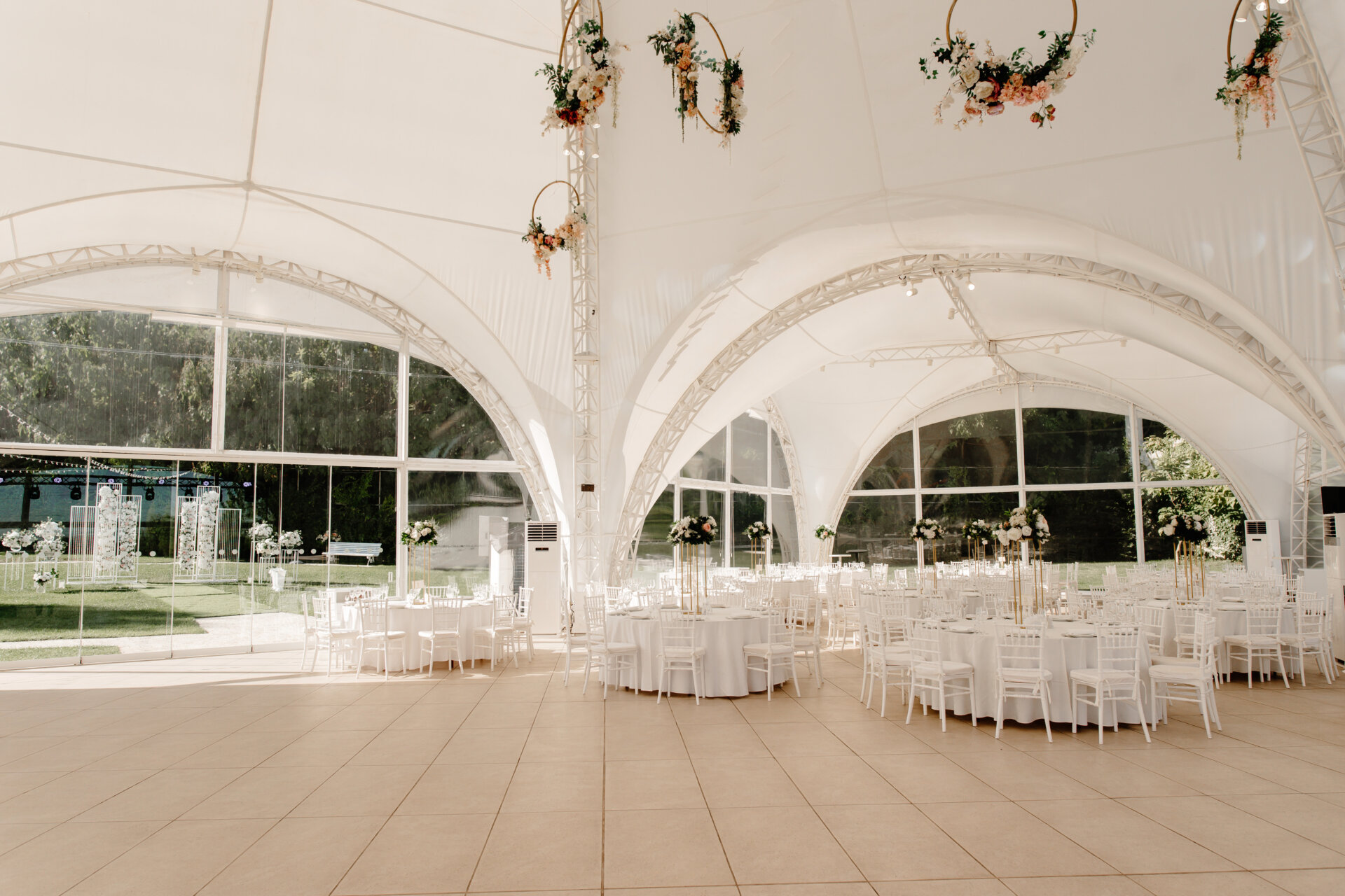 How to Choose Event Flooring for Indoor and Outdoor Parties